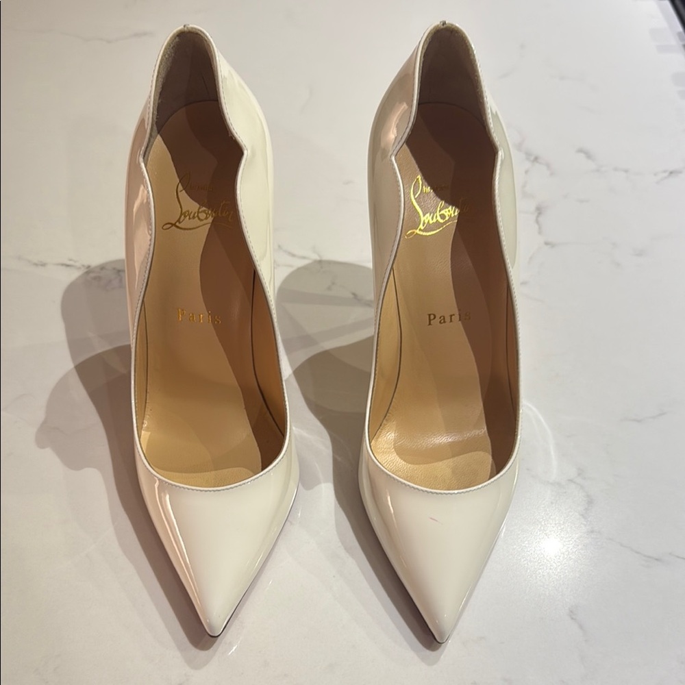 Christian Louboutin Women's Cream Pumps